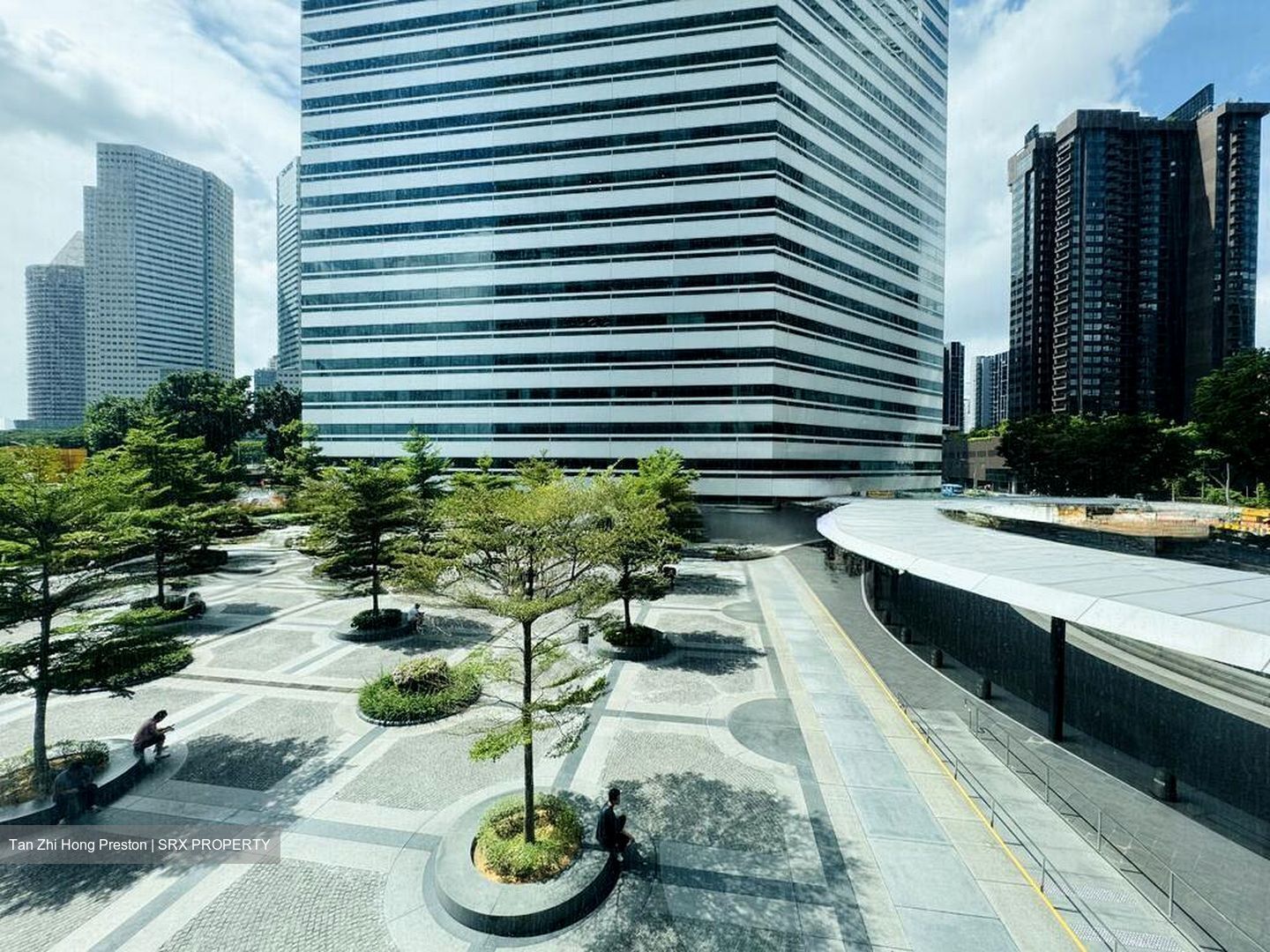 Gateway East (D7), Office #517426501